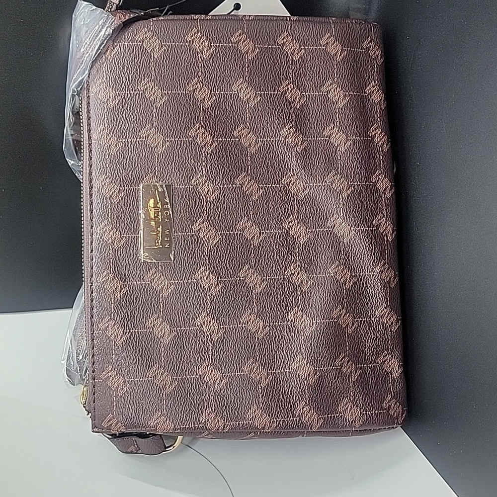 Purse - Picture 3 of 4